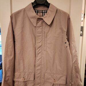 Men's Burberry tan rain jacket